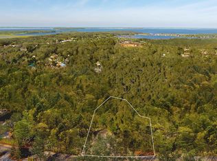 105 Marys Ln, Southampton, NY 11968