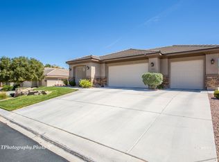 560 Long Iron Ln, Mesquite, NV 89027