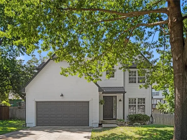 4927 Brockway St, Shawnee, KS 66226