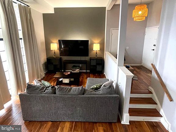 4th image of 2519 Baltimore Rd APT 6