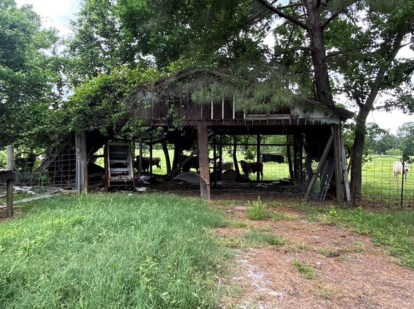 887 Gilliland Creek Rd, Huntington, TX 75949