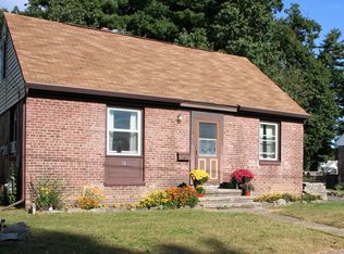 16 Campbell Dr, Albany, NY 12205