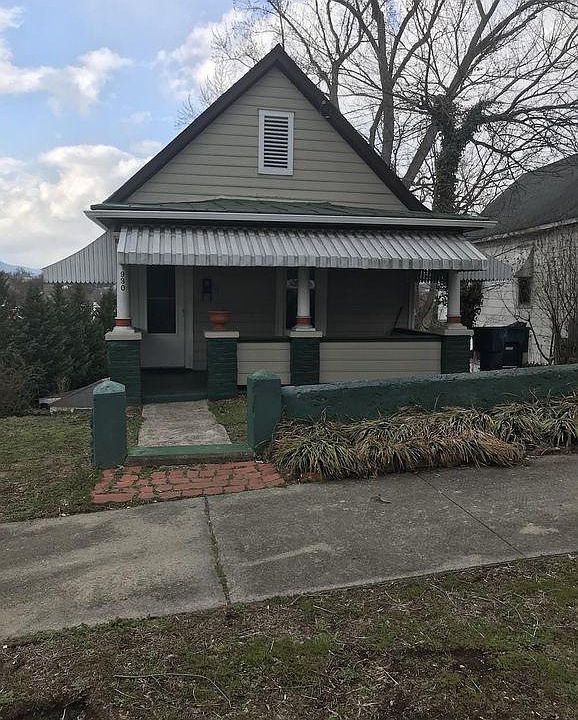 1st image of 930 Highland Ave SE