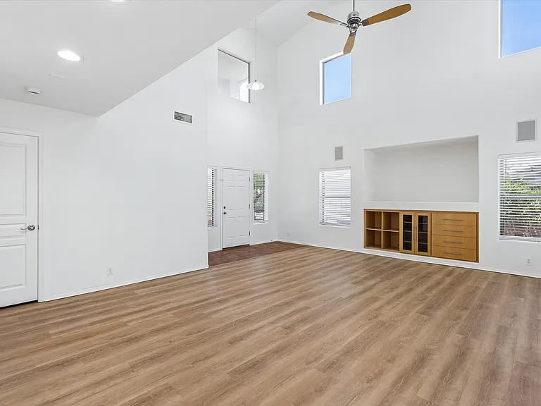 5120 E Via Dona Rd — Photo 8