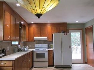 55 Nashua Rd, Pepperell, MA 01463