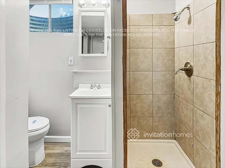 19064 E Eastman Ave — Photo 16