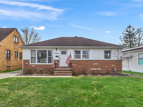 2nd image of 11511 Blossom Ave