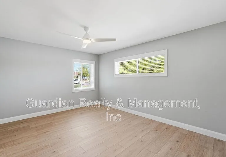 6819 E Paradise Pkwy — Photo 14