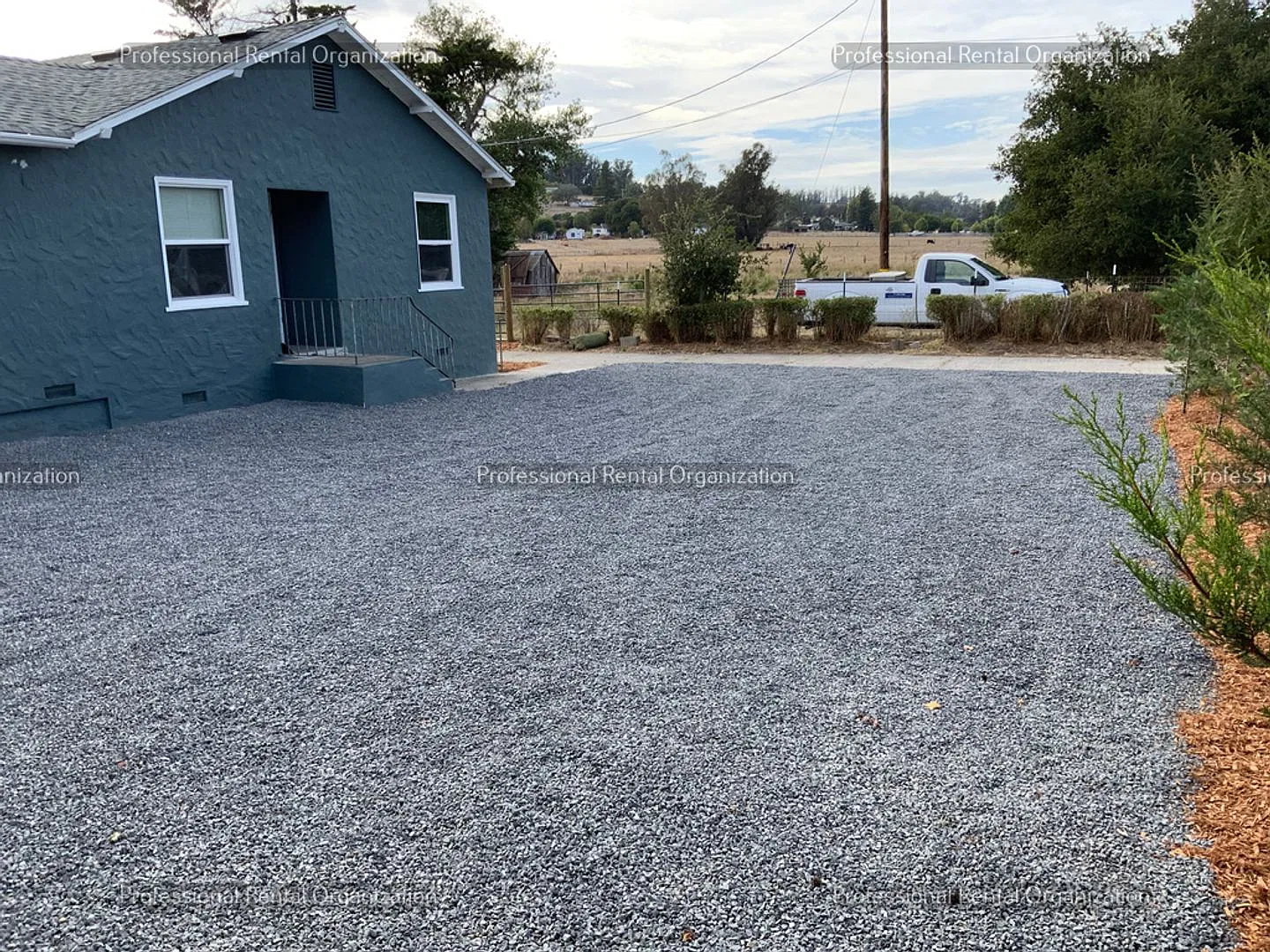 Country property minutes from downtown Petaluma — Photo 4