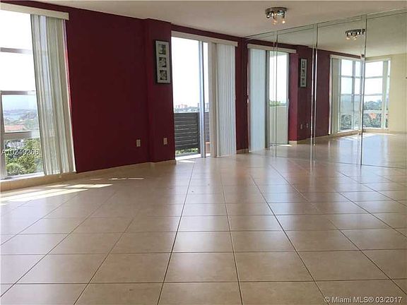4th image of 9800 W Bay Harbor Dr APT 701