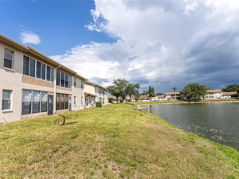 3840 Staysail Ln #3840 — Photo 41