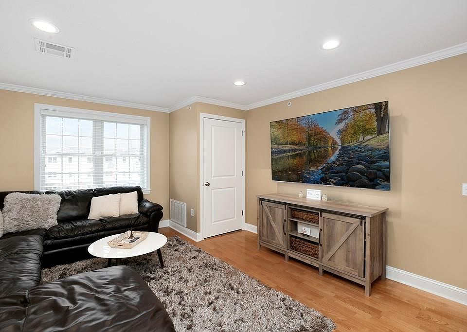 1st image of 555 Page St Unit 301