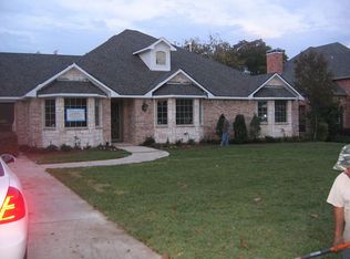 6223 Prestoncrest Ln, Dallas, TX 75230