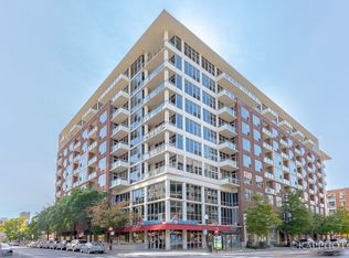 901 W Madison St Unit 403, Chicago, IL 60607