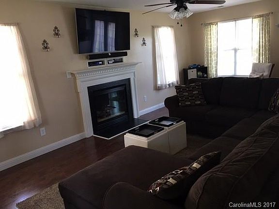 5th image of 3231 Meadow Stone Ct #48