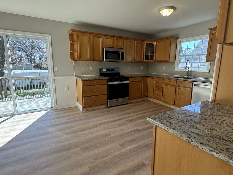 80 Morningside Ave — Photo 19