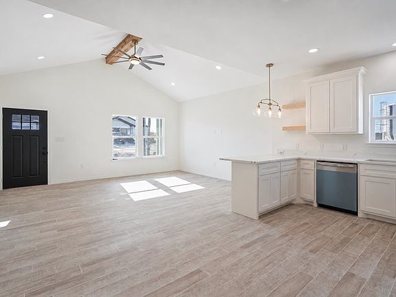 5th image of 19 Concepcion Cir