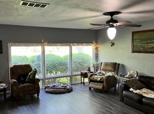 22 Knollcrest Ln, Chatham, IL 62629