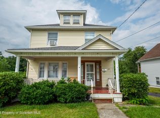 121 Vaughn St, Olyphant, PA 18447
