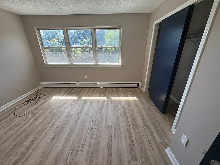 203A Regan Rd #5 — Photo 9