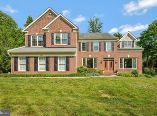 1609 Chathams Ford Pl, Vienna, VA 22182