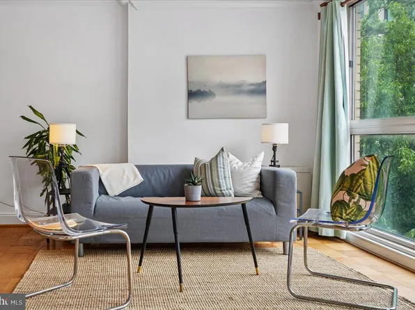 922 24th St NW APT 415, Washington, DC 20037