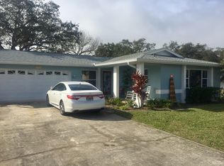 10470 119th St, Seminole, FL 33778