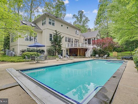 3rd image of 10676 Alliwells Ct