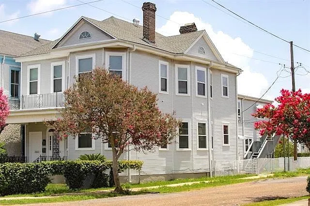 3 bed, 2.0 bath, 1500 sqft, $2,100 — Photo 1