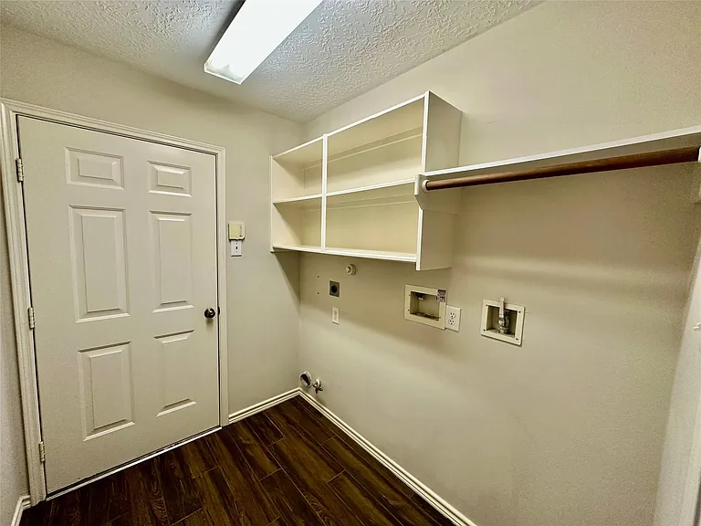 5035 Chappel Hill Dr — Photo 18