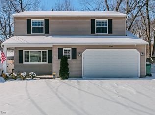 5584 Deerborn Ave, Mentor, OH 44060