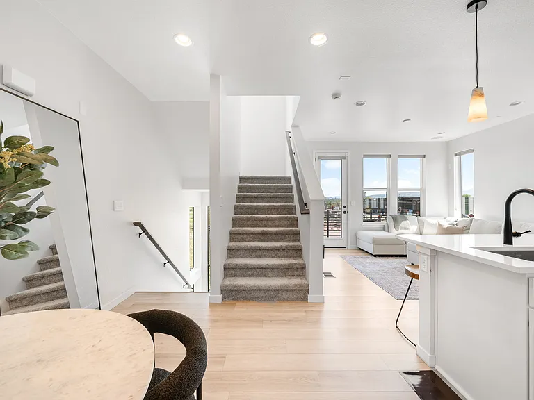 5125 Queen Ct — Photo 22