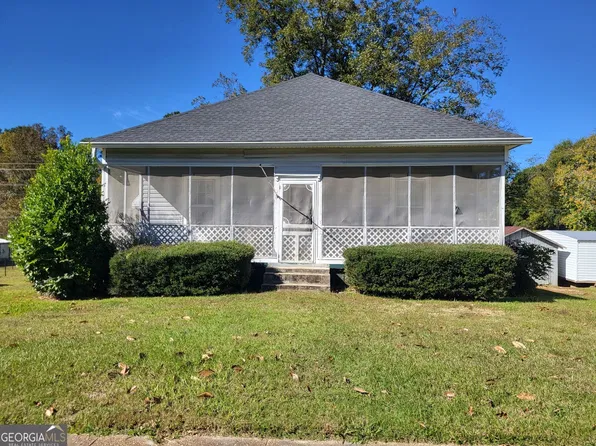 3007 23rd Dr, Valley, AL 36854