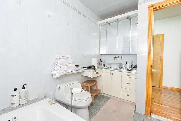 Rented by Voro NYC | media 32