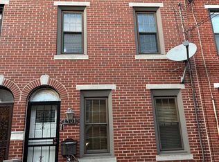 1907 Carpenter St, Philadelphia, PA 19146