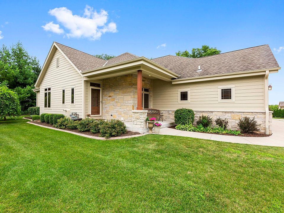 1st image of 509 Garden Prairie Dr #3