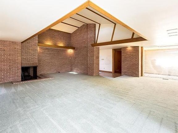 4th image of 3445 Woodview Pl