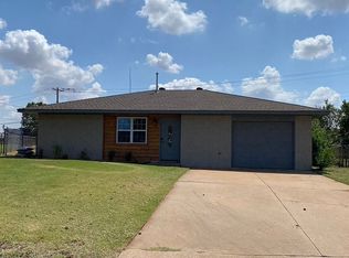 1315 S 12th St, Kingfisher, OK 73750