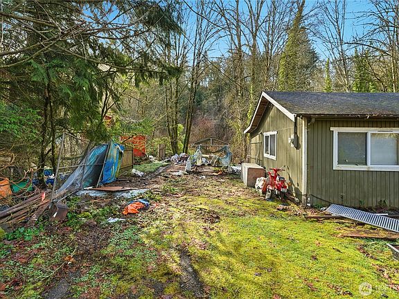 5th image of 4617 125th Avenue SE