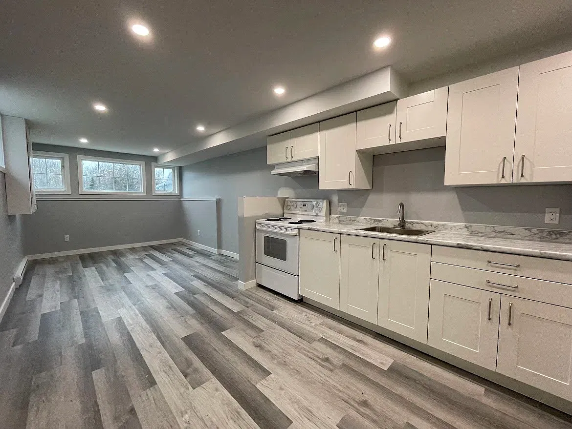 2 bed, 100 sqft, $2,000 — Photo 4