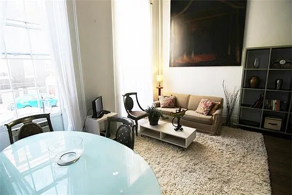 Rented by Maison International | media 53