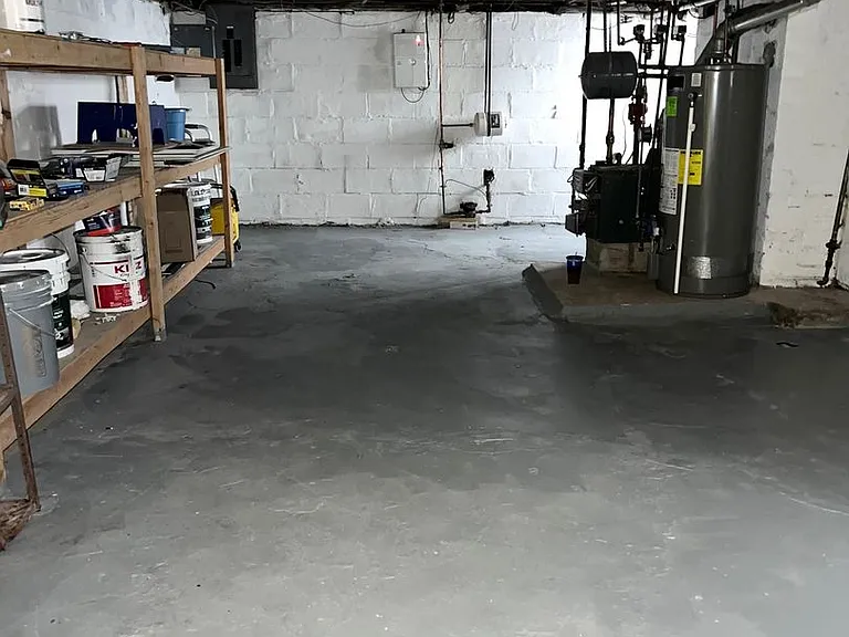 207 Wilbur St — Photo 26