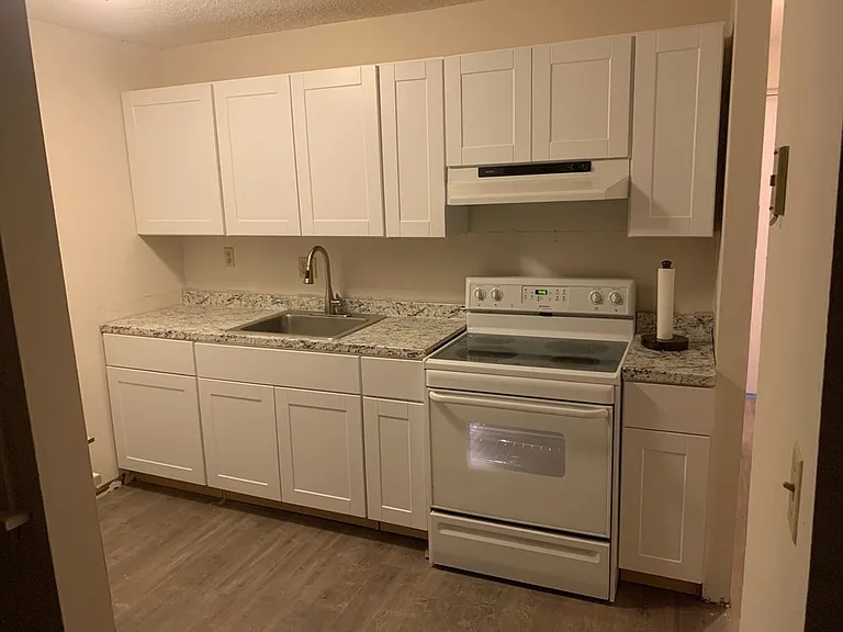 175 Ward St #11 — Photo 2