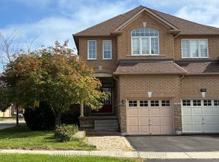 90 Briarhall Cres, Markham, ON L6C 2C7