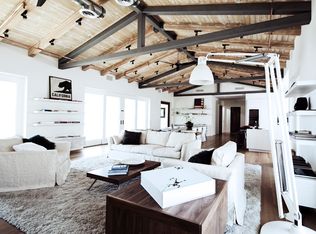 3714 Carbon Canyon Rd, Malibu, CA 90265