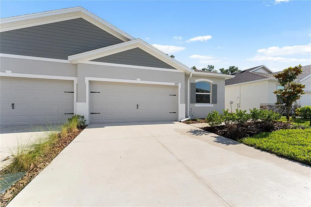 3 bed, 2.0 bath, 1463 sqft, $2,100 — Photo 3