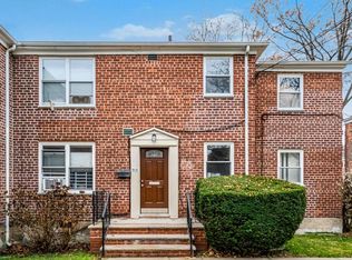 3625 192nd St, Flushing, NY 11358