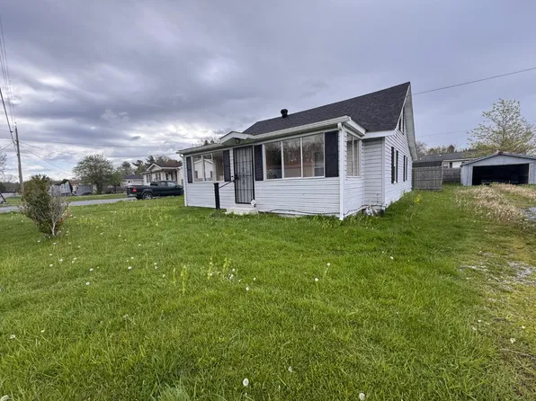 124 Pine St, Shady Spring, WV 25918