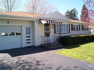 146 Taft Ave, Irondequoit, NY 14609