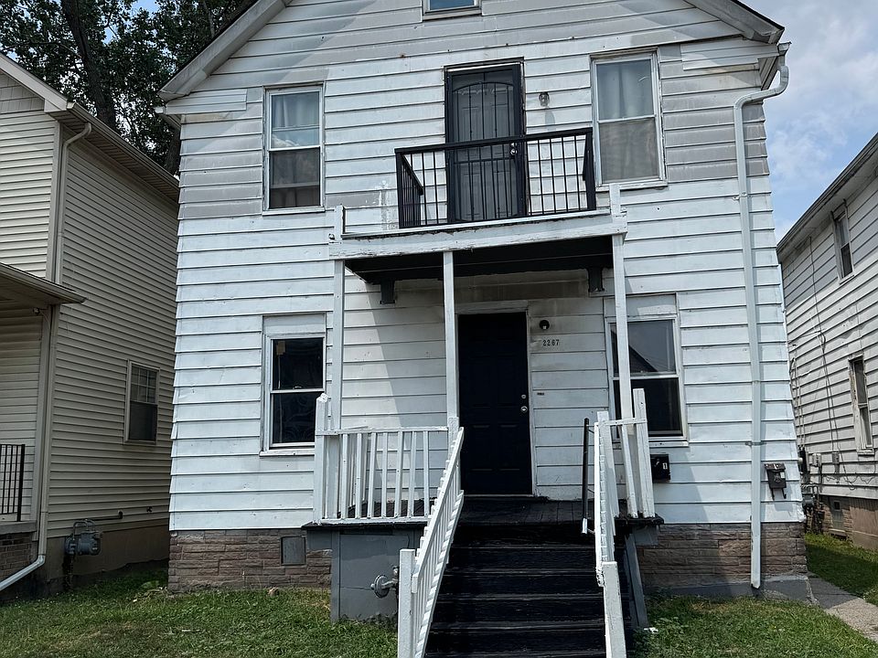 1st image of 2267 Danforth St